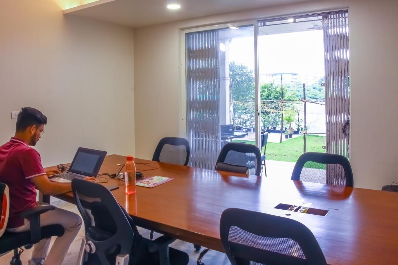 Urban Nomads Pune Riverside Colive Cowork Hostel ภายนอก รูปภาพ