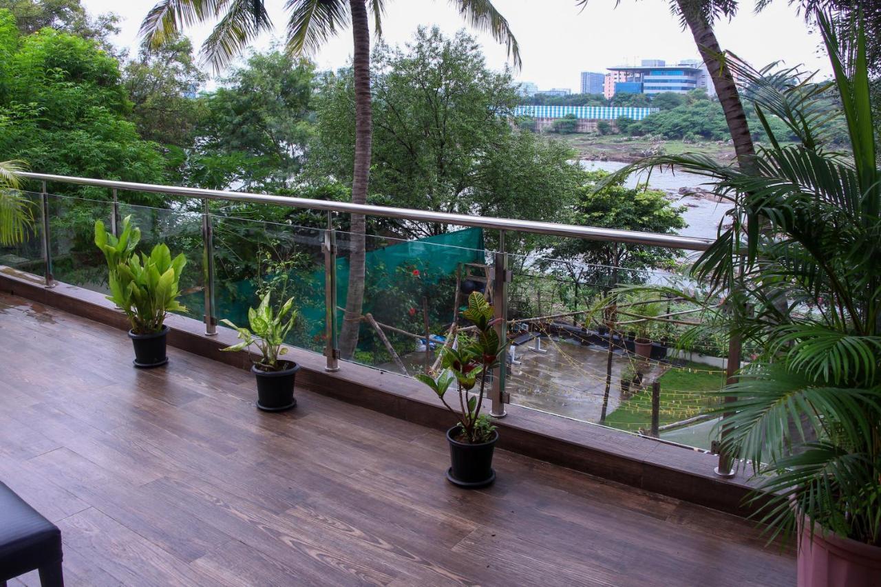 Urban Nomads Pune Riverside Colive Cowork Hostel ภายนอก รูปภาพ