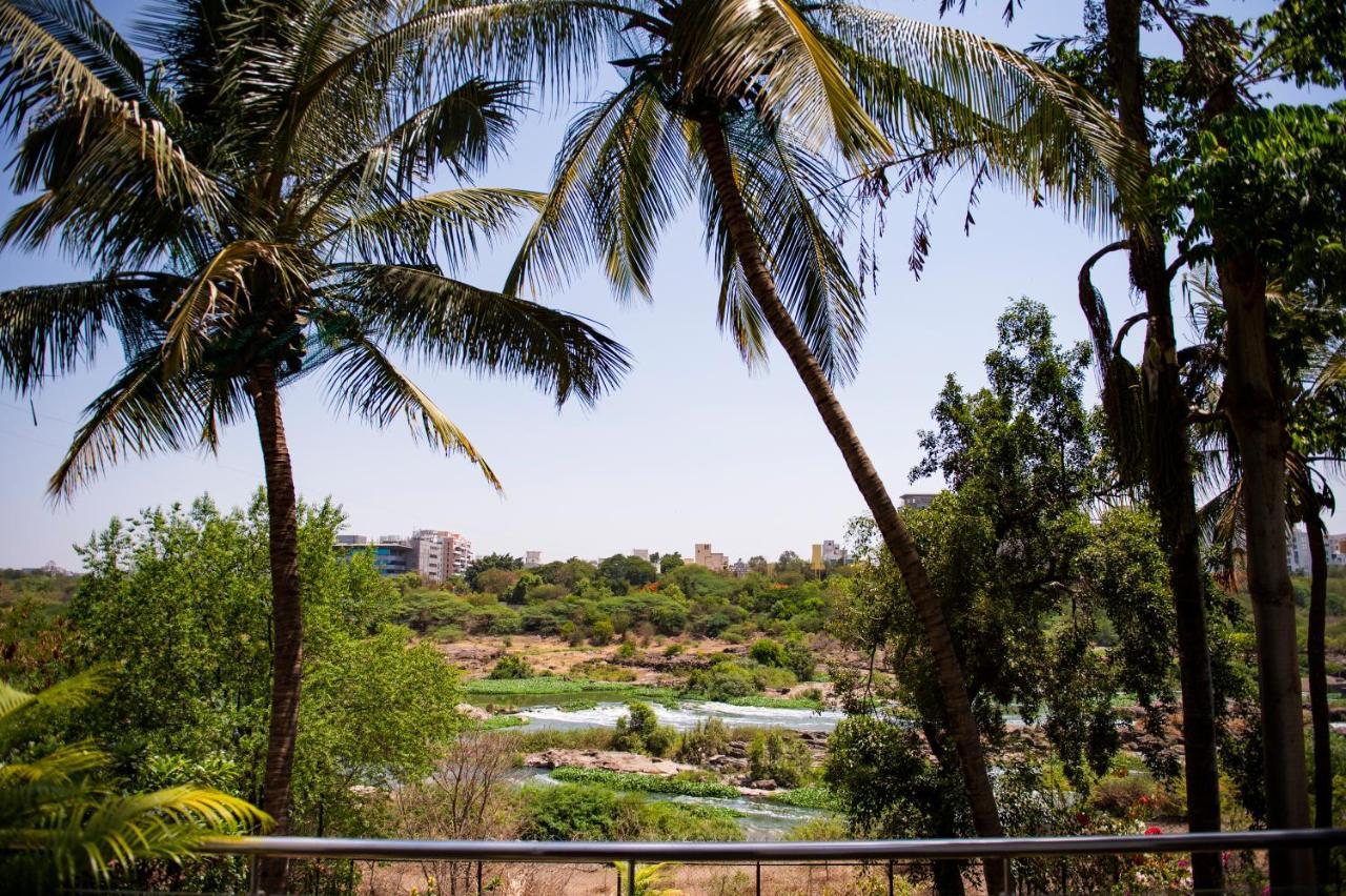 Urban Nomads Pune Riverside Colive Cowork Hostel ภายนอก รูปภาพ
